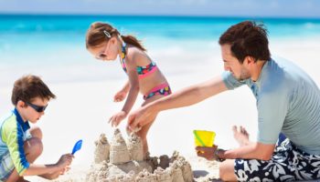 Beach Clothes Essentials 101 – What to Pack for the Whole Family