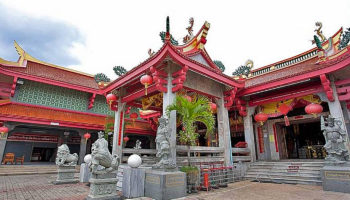 Visiting Jui Tui Shrine in Phuket What You Should Know